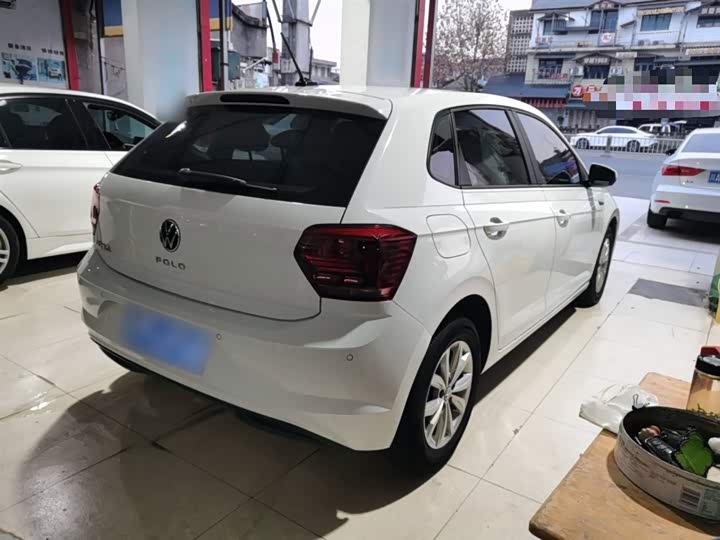 Фото 7 - Volkswagen Polo