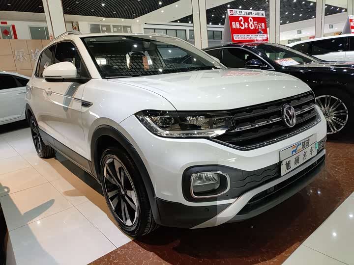 Фото 3 - Volkswagen Tacqua