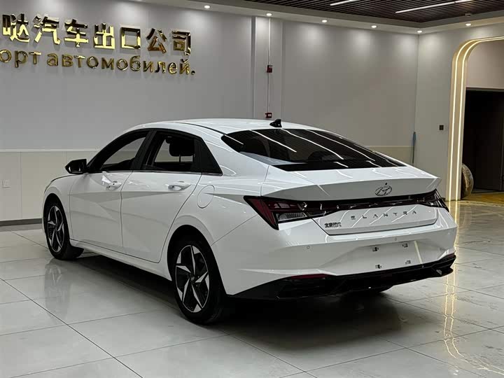 Фото 6 - Hyundai Elantra N line
