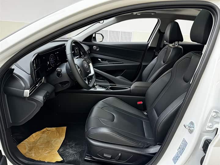 Фото 8 - Hyundai Elantra N line