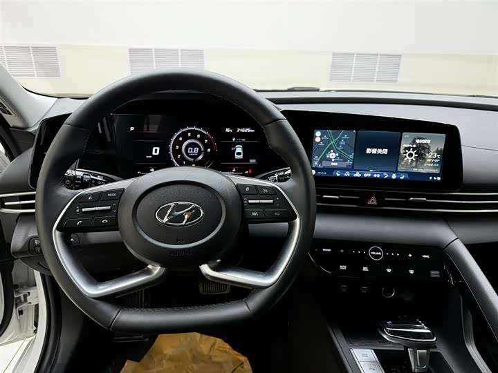 Фото 9 - Hyundai Elantra N line