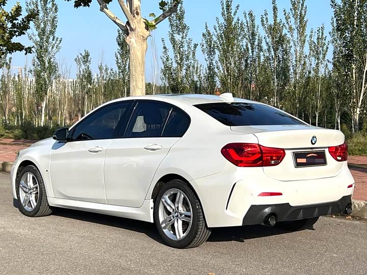 Фото 6 - BMW 1 Series