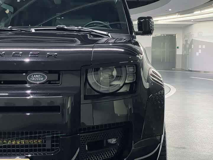 Фото 8 - Land Rover Defender