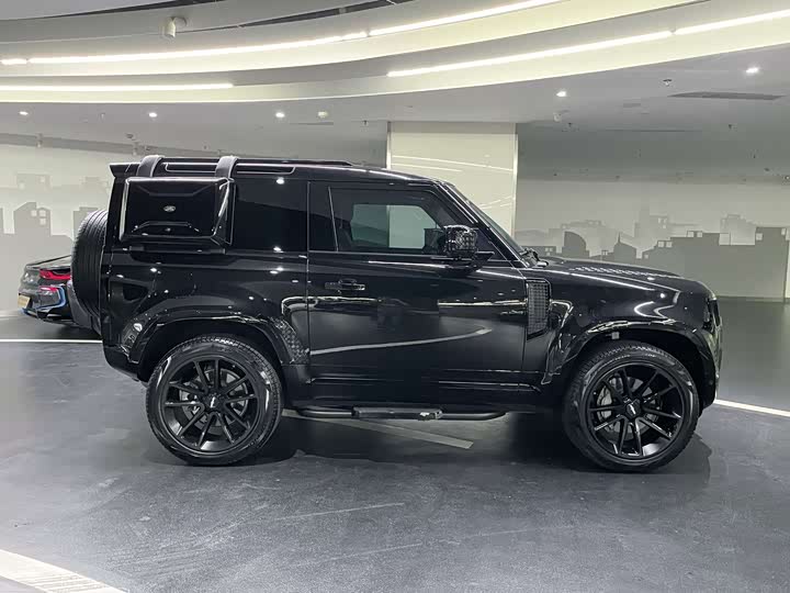 Фото 9 - Land Rover Defender