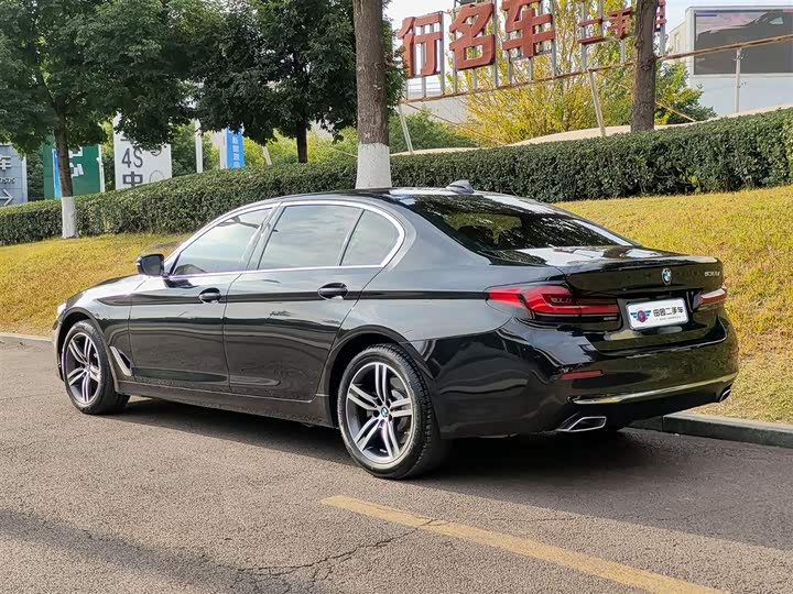 Фото 4 - BMW 5 Series