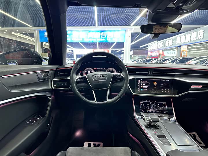 Фото 7 - Audi A6L