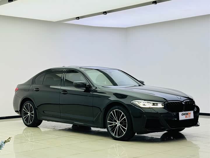 Фото 3 - BMW 5 Series