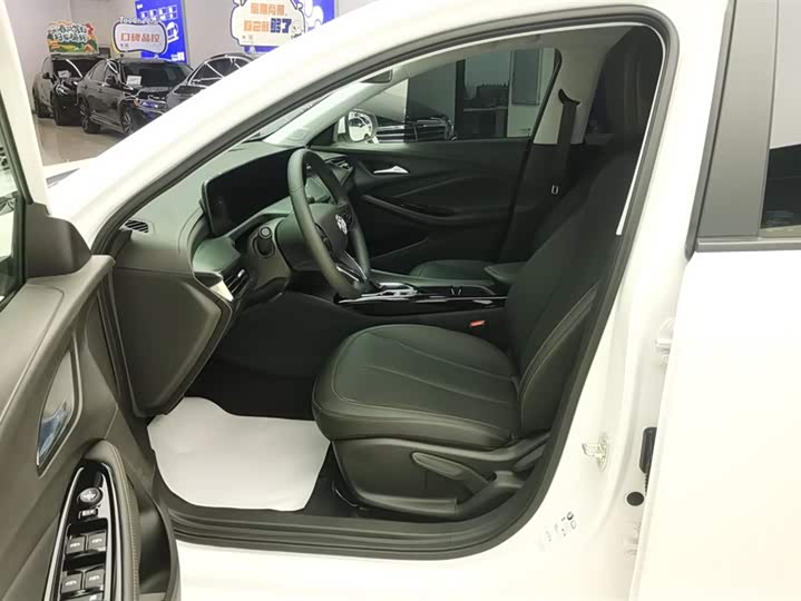 Фото 9 - Buick Verano