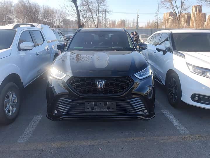 Фото 2 - Toyota Crown Kluger