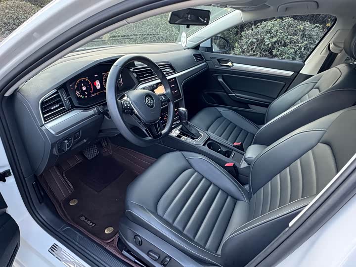 Фото 4 - Volkswagen Lamando L