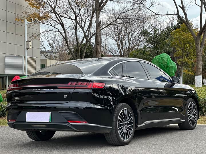 Фото 4 - BYD Han