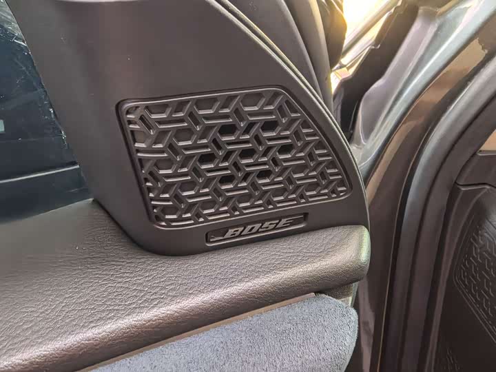 Фото 8 - Nissan Ariya EV