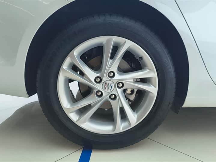 Фото 6 - Buick Regal