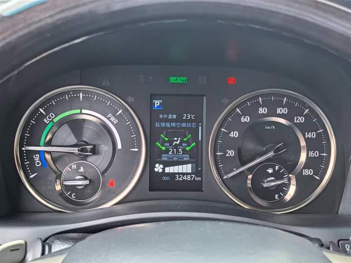 Фото 4 - Lexus LM