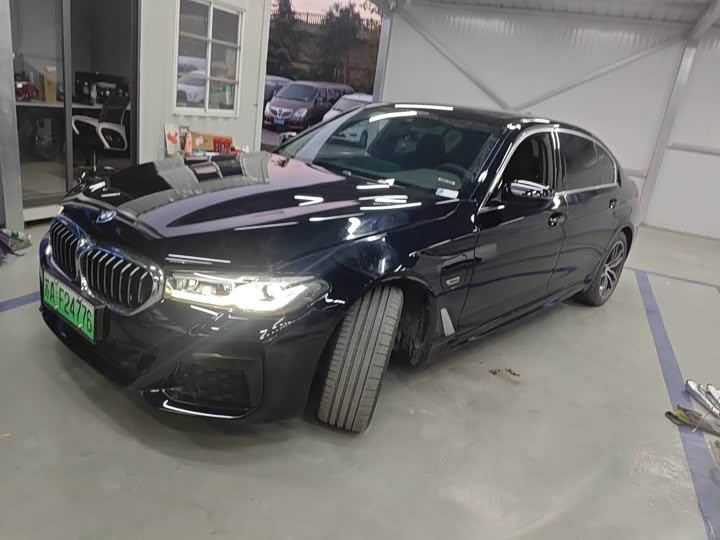 Фото 1 - BMW 5 Series Hybrid