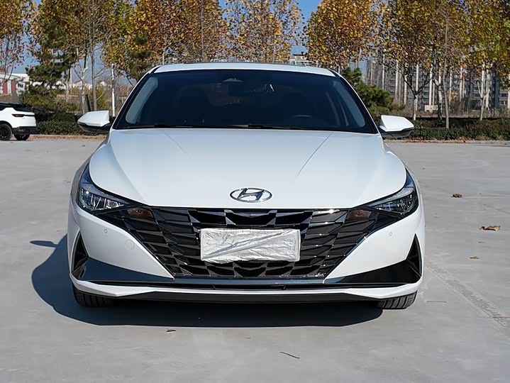 Фото 2 - Hyundai Elantra N line