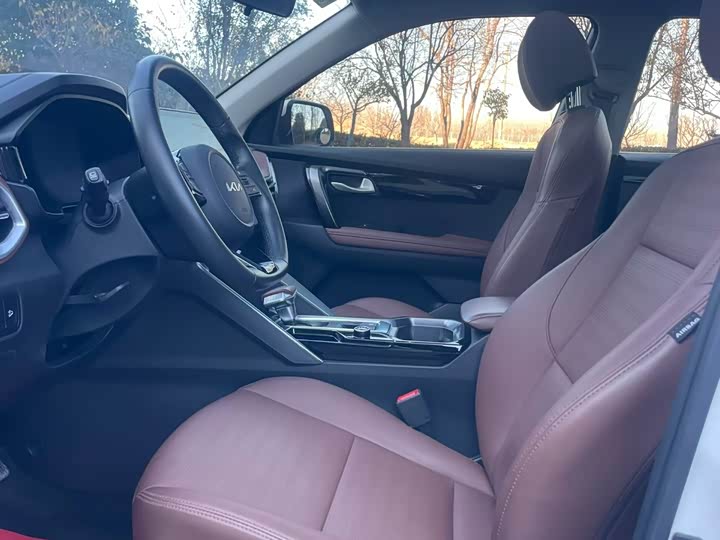 Фото 4 - Kia Sportage GT-line