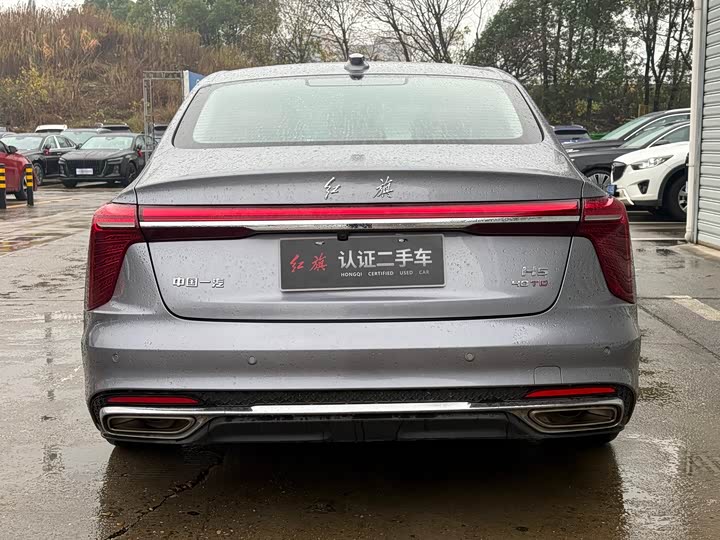 Фото 5 - Hongqi H5