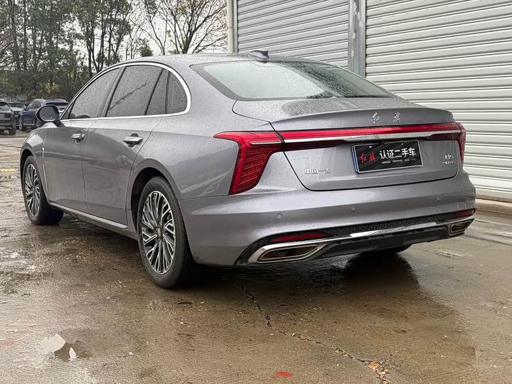 Фото 6 - Hongqi H5