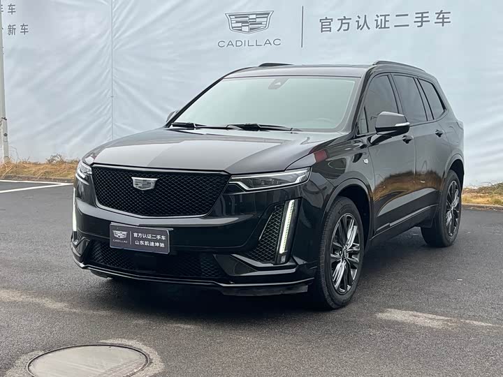 Фото 1 - Cadillac XT6