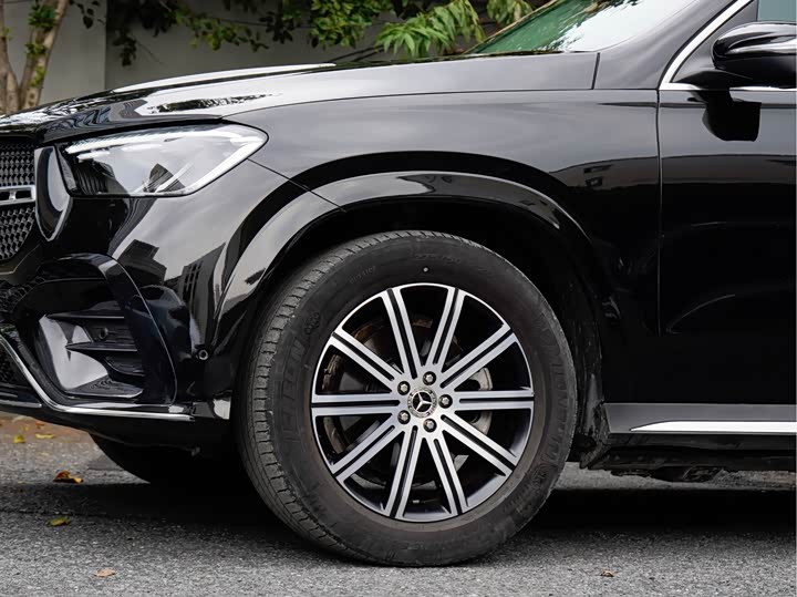 Фото 9 - Mercedes-Benz GLE-Class