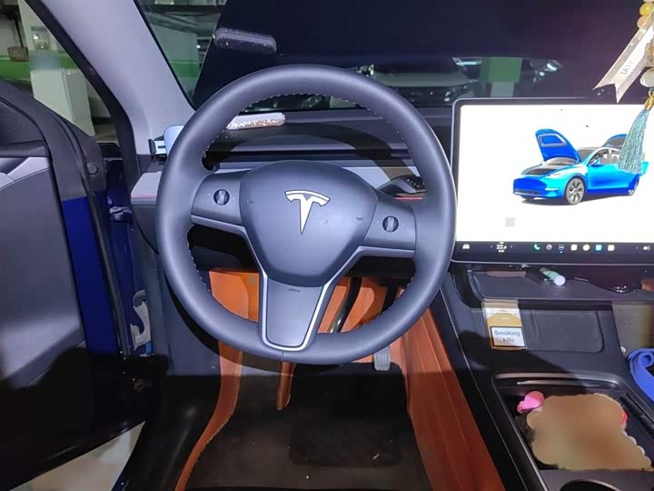 Фото 3 - Tesla Model Y