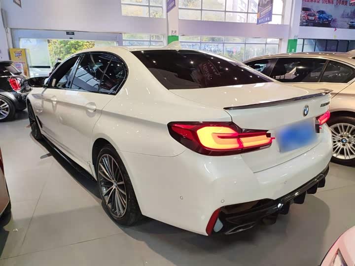 Фото 5 - BMW 5 Series