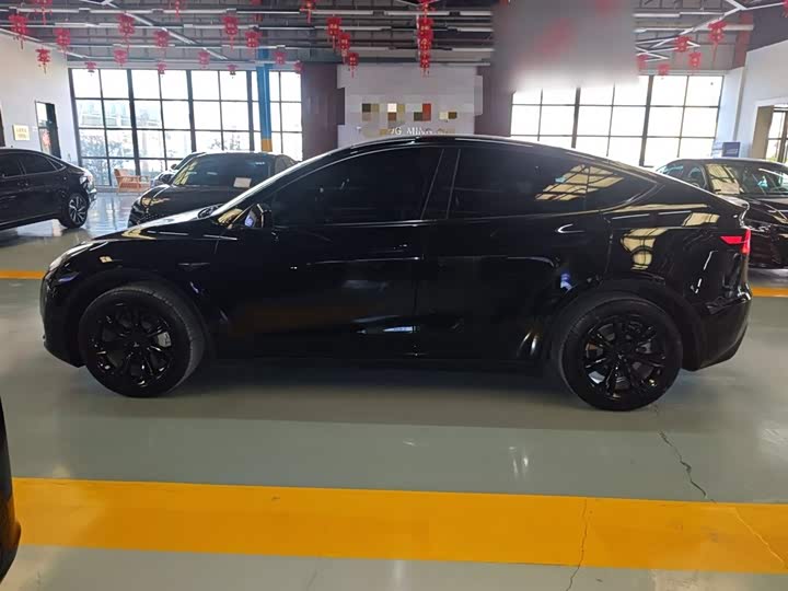 Фото 5 - Tesla Model Y