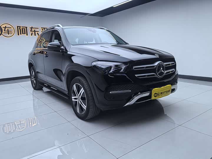 Фото 3 - Mercedes-Benz GLE-Class