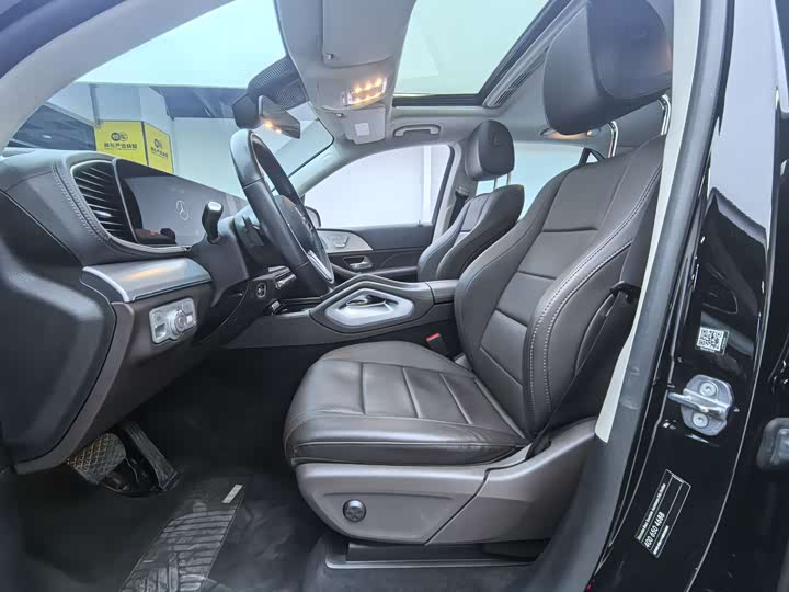 Фото 9 - Mercedes-Benz GLE-Class