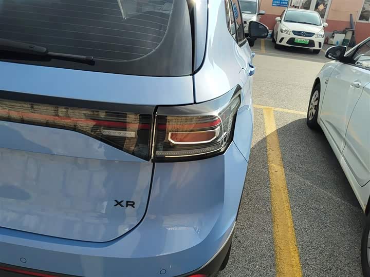 Фото 8 - Volkswagen Tharu