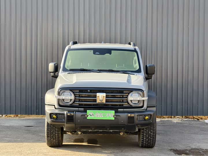 Фото 2 - Tank 300