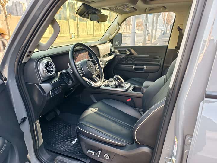 Фото 4 - Tank 300