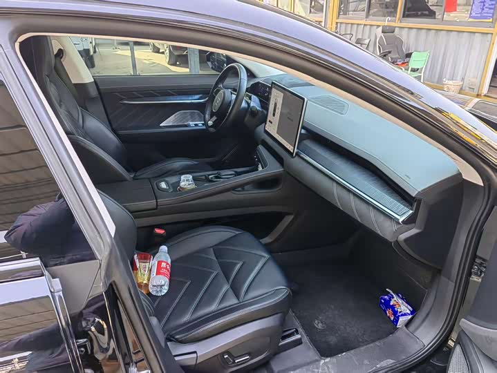 Фото 4 - Zeekr 001