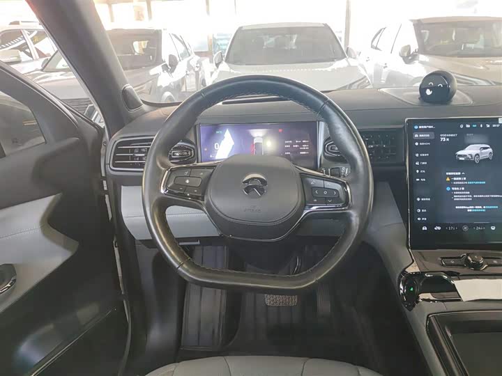 Фото 3 - Nio ES8