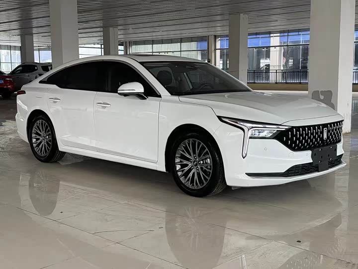 Фото 3 - Bestune B70