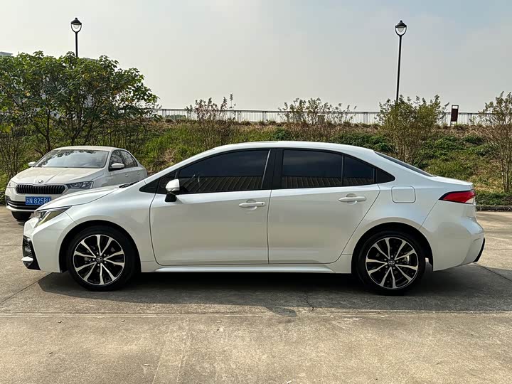 Фото 6 - Toyota Levin