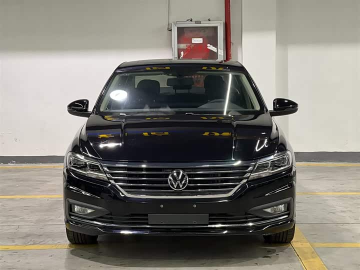 Фото 2 - Volkswagen Lavida