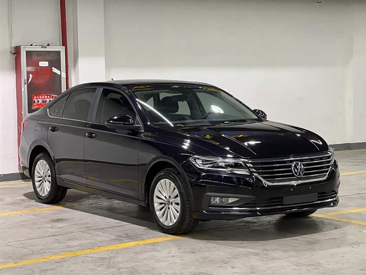 Фото 3 - Volkswagen Lavida