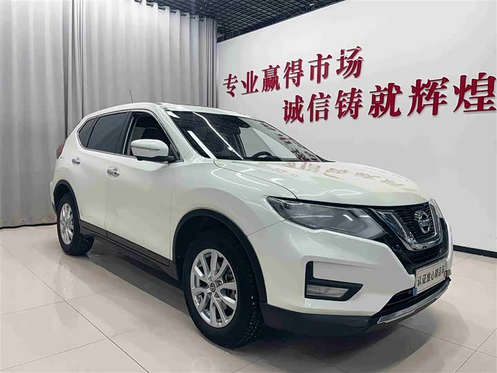 Фото 3 - Nissan X-Trail