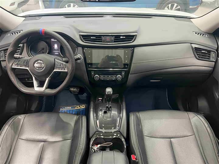 Фото 8 - Nissan X-Trail