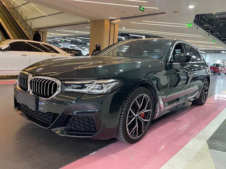 Фото 1 - BMW 5 Series