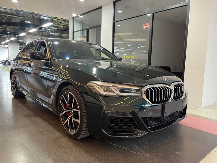 Фото 3 - BMW 5 Series