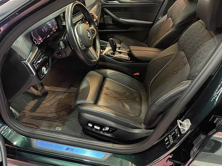 Фото 5 - BMW 5 Series