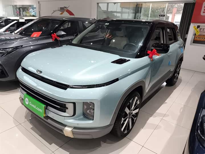 Фото 2 - Geely Icon