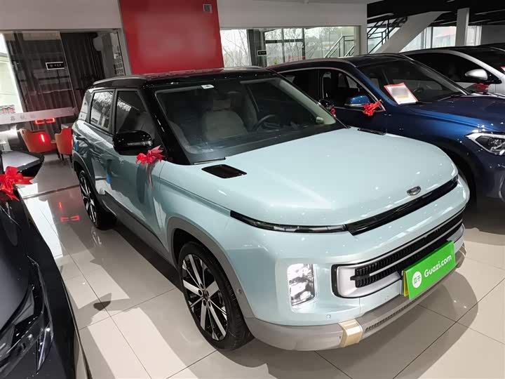 Фото 4 - Geely Icon