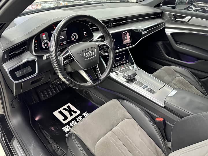 Фото 4 - Audi A6L