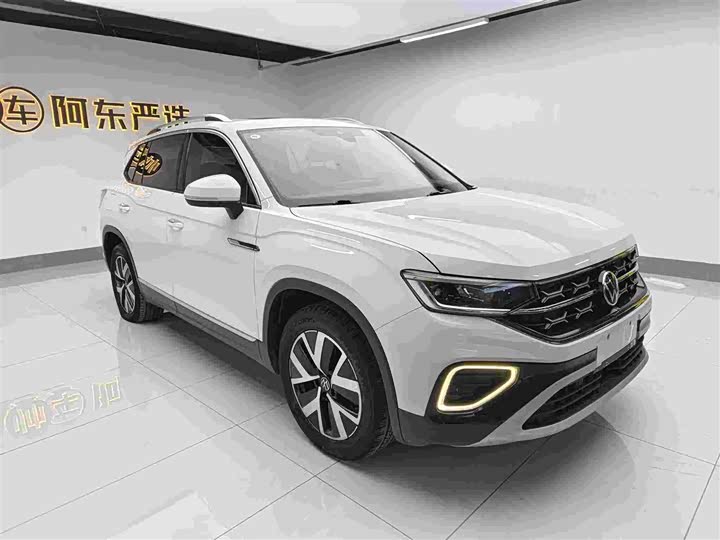 Фото 3 - Volkswagen Tayron