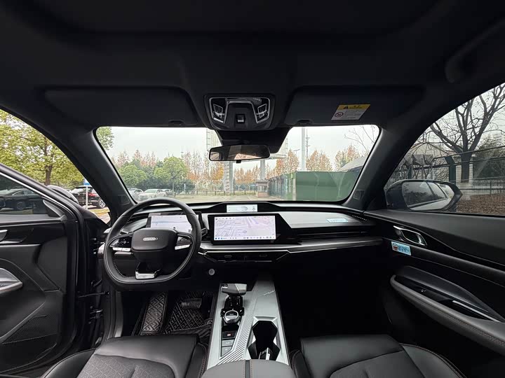 Фото 6 - Changan Oshan Z6 Hybrid