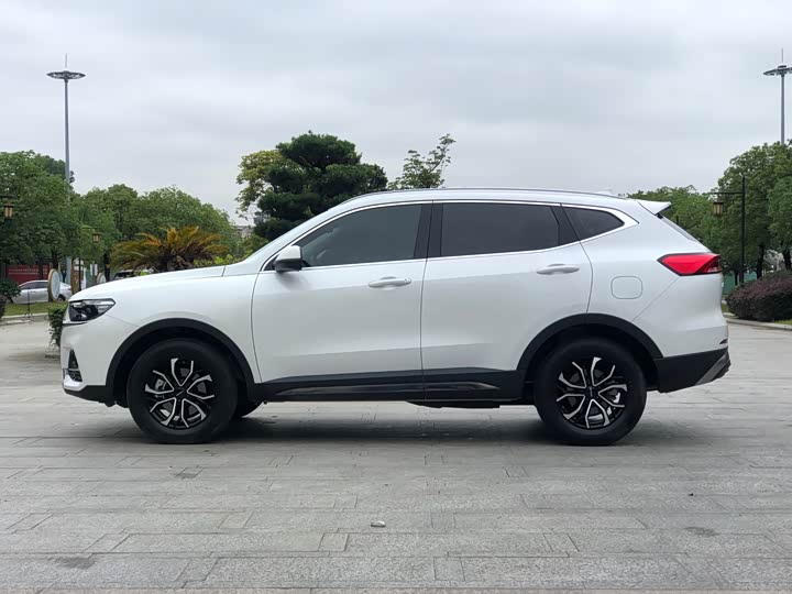 Фото 8 - Haval H6